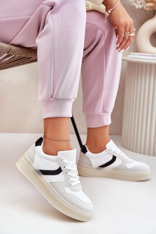 Laag Sneakers model schoenen Dames met platform Initte kleur Telmira Laag Sneakers model schoenen Dames met platform Initte kleur Telmira