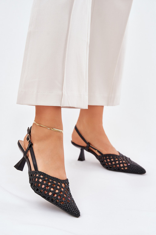 Hakken Ze Szpiczastym Noskiem I Odkrytą Piętą zInart Umirana Hakken Ze Szpiczastym Noskiem I Odkrytą Piętą zInart Umirana