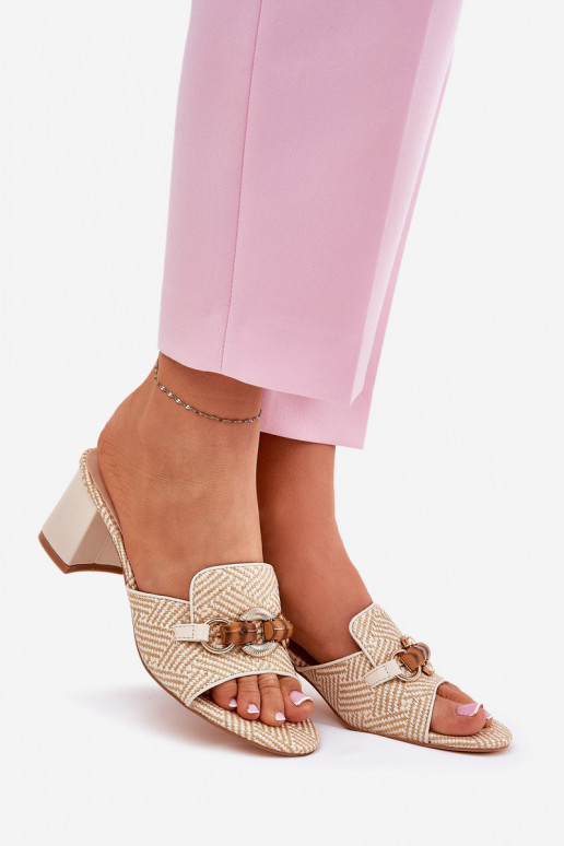 Damespantoffels met hakken met ornamenten beige Ovittole Damespantoffels met hakken met ornamenten beige Ovittole