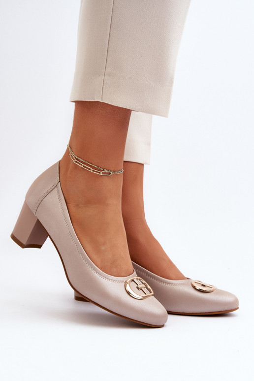 Schoenen met lage hakken en...