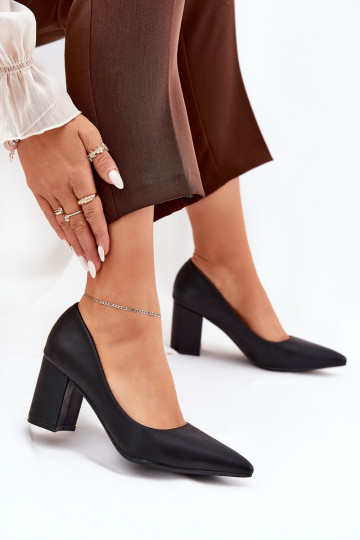 Hakken Ze Szpiczastym Noskiem zInart Deonira