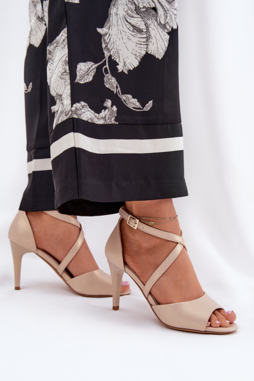 modieuze sandalen met dunne hakken gouden kleur Loressa modieuze sandalen met dunne hakken gouden kleur Loressa