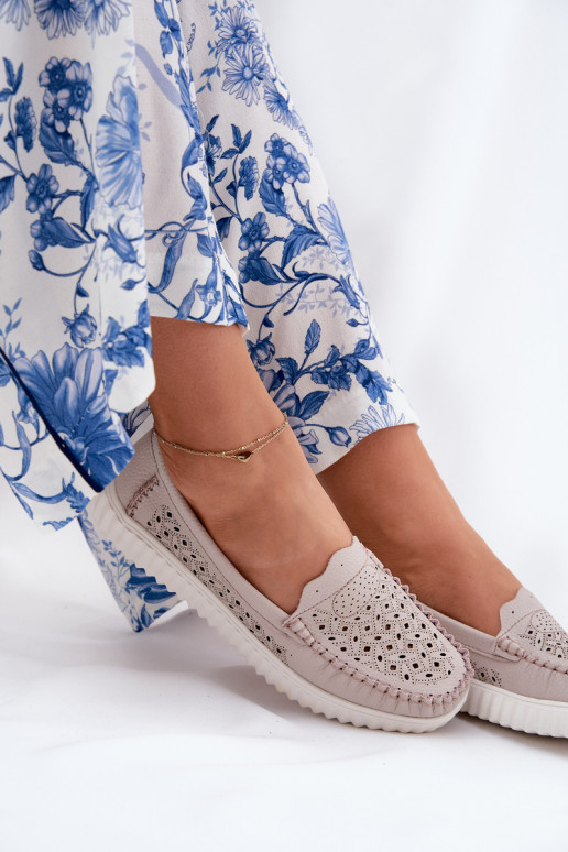 Leer dames mocassins met opengeInerkte elementen Vinceza 88028 beige