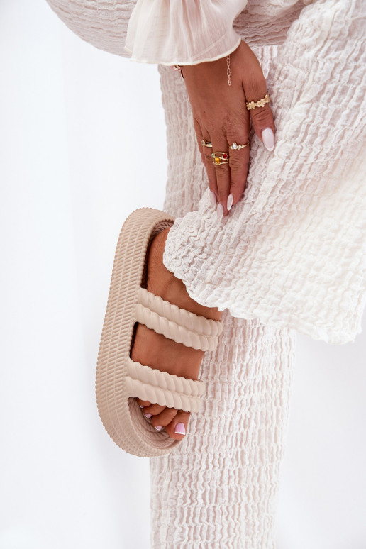 LichtgeInicht pantoffels Eenvoudig Damespantoffels met platform S.Barski ZK51-001 beige LichtgeInicht pantoffels Eenvoudig Damespantoffels met platform S.Barski ZK51-001 beige