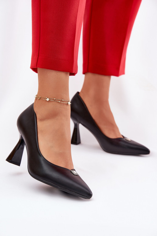 Elegante stijl Schoenen Op Rozszerzanej Szpilce Vinceza 62222 zInart Elegante stijl Schoenen Op Rozszerzanej Szpilce Vinceza 62222 zInart