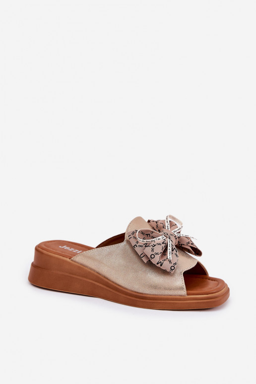 Damespantoffels Op de INig met linten gouden kleur Moonzella Damespantoffels Op de INig met linten gouden kleur Moonzella