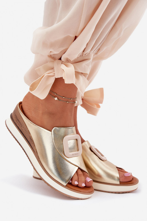 Echt leren pantoffels met plateau Artiker 56C2146 gouden kleur Echt leren pantoffels met plateau Artiker 56C2146 gouden kleur