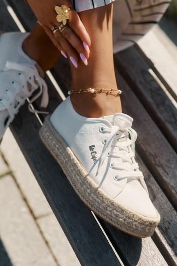 Casual schoenen met veters Lee Cooper LCIN-25-44-3217 in wit 2