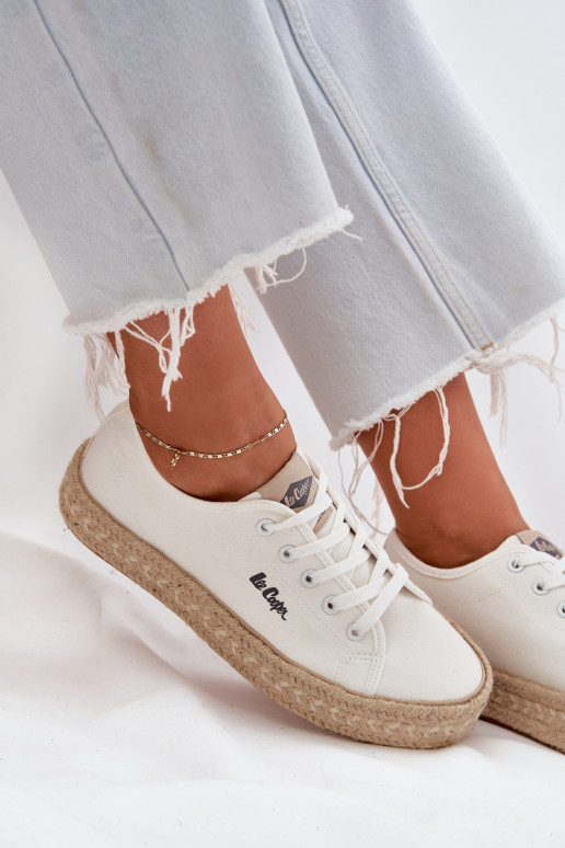 Casual schoenen met veters Lee Cooper LCIN-25-44-3217 in wit
