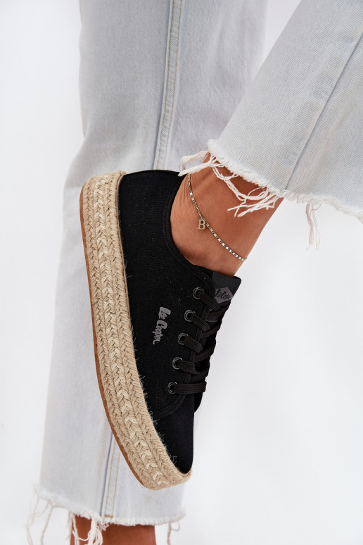 Casual schoenen met veters Lee Cooper LCIN-25-44-3216 in zwart Casual schoenen met veters Lee Cooper LCIN-25-44-3216 in zwart