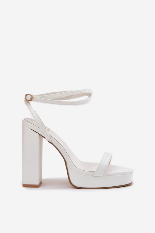 Dames sandalen Op Z met strepenem Initte kleur Fevenne Dames sandalen Op Z met strepenem Initte kleur Fevenne