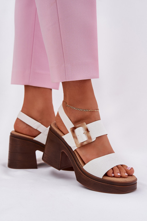 Dames sandalen Op enorme hakken en platform Vinceza 17387 Initte kleur