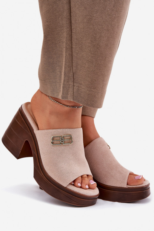 Damespantoffels Op enorme hakken Ze gouden kleurm Detalem Vinceza 17400 beige