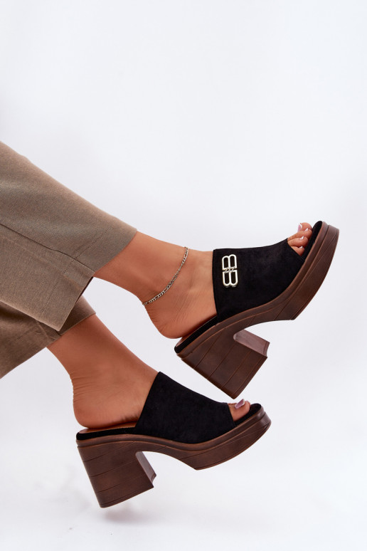 Damespantoffels Op enorme hakken Ze gouden kleurm Detalem Vinceza 17400 zInart