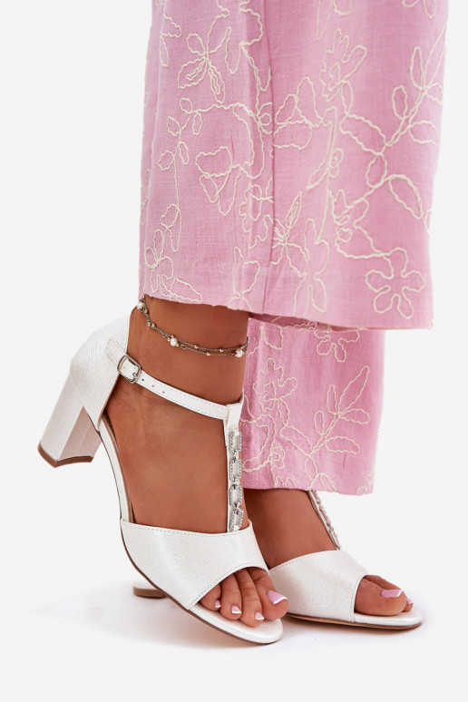 Damessandalen met hoge hakken met versierde hakken van ecoleer Initte kleur Triavera Damessandalen met hoge hakken met versierde hakken van ecoleer Initte kleur Triavera