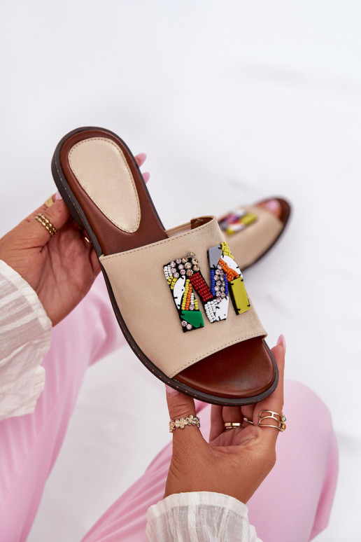 Damespantoffels met brede hakken met ornamenten gouden kleur Clelione Damespantoffels met brede hakken met ornamenten gouden kleur Clelione