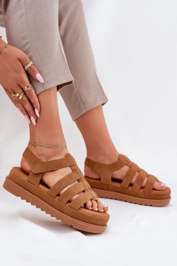 Bruine dames schoenen met plateau van kunstsuède, „Filisenia"