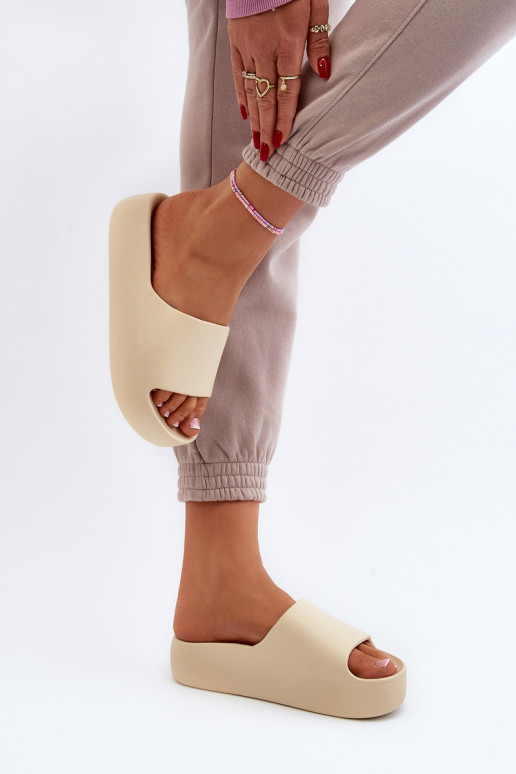 Dames Slippers Op dikke zool beige Oreithano