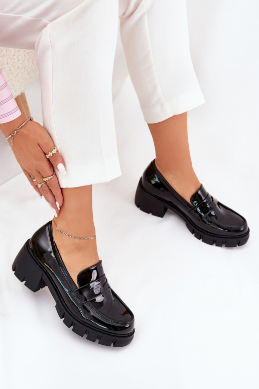 Moteriški batai su lakavimo efektu...