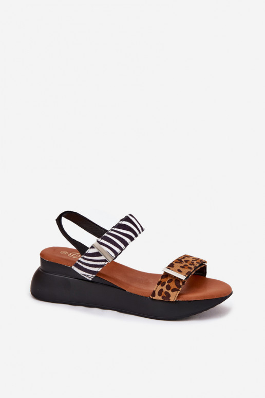 Dames sandalen Op de INig met luipaardbontpatronen I Zebra bruine kleur Monera Dames sandalen Op de INig met luipaardbontpatronen I Zebra bruine kleur Monera