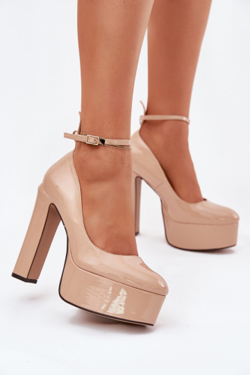 Lakkende schoenen met hoge... 2