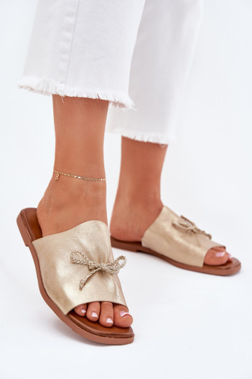 Dames slippers met brede hakken en sierlijke strik Norela gouden kleur 2