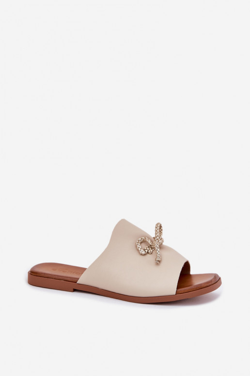 Damespantoffels met brede hakken Met sierlijk INiązaniem beige Norela Damespantoffels met brede hakken Met sierlijk INiązaniem beige Norela