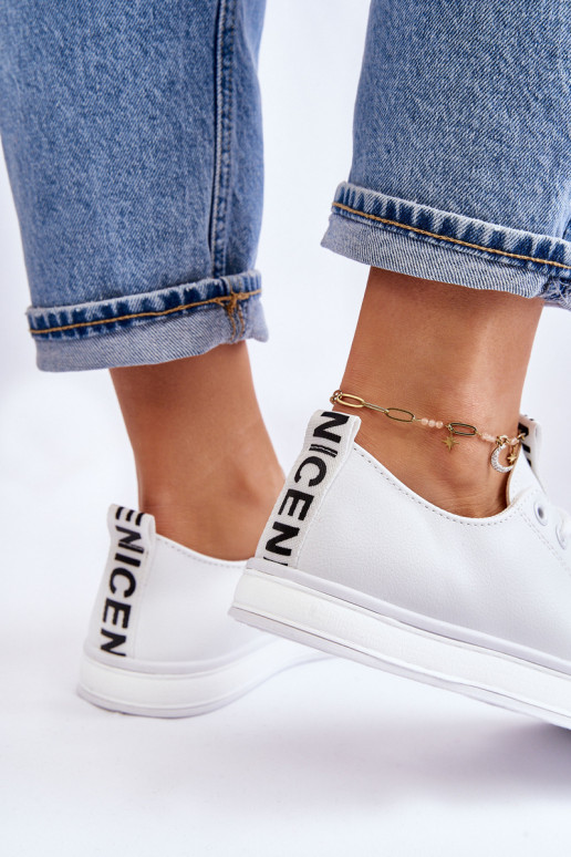 Klassiek model sneaker Initte kleur Ville