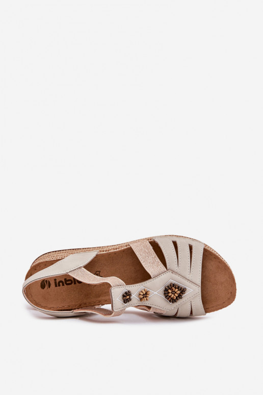 Dames sandalen Op de INig met mooie details Inblu RV000015 ivoor Dames sandalen Op de INig met mooie details Inblu RV000015 ivoor