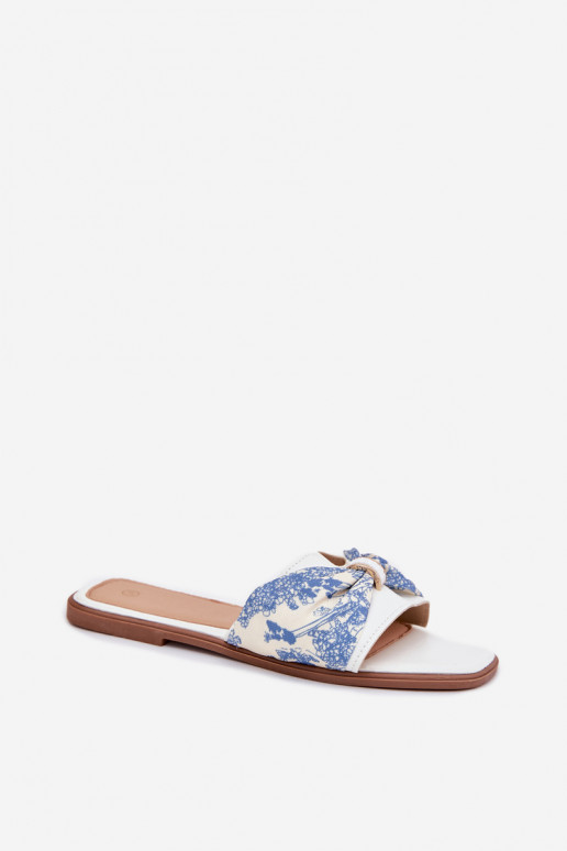 Damespantoffels met brede hakken met linten Initte kleur Avenza Damespantoffels met brede hakken met linten Initte kleur Avenza