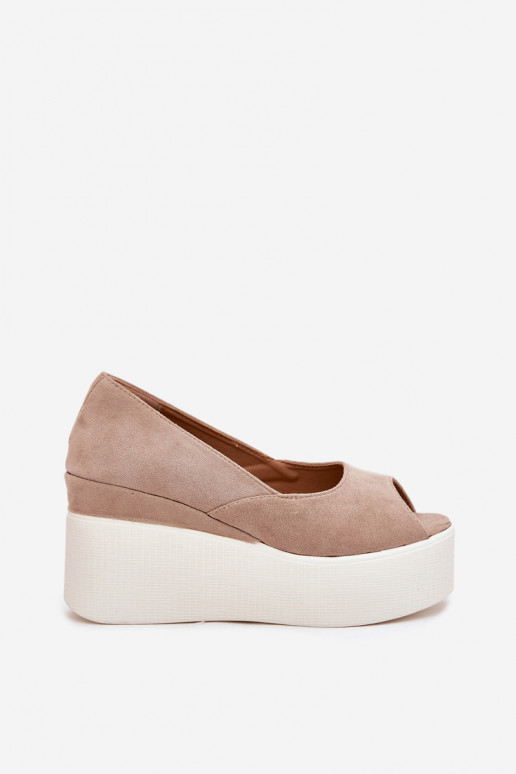 Dames sandalen Op de INig en platform beige Felyra