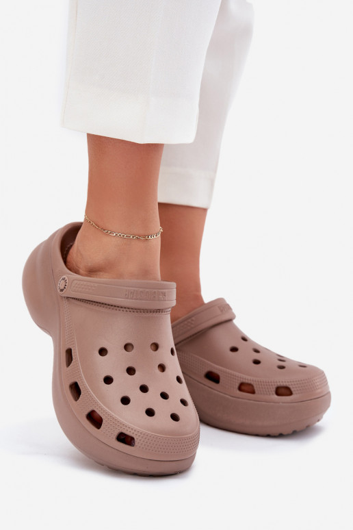 LichtgeInicht pantoffels Damespantoffels met trendy massieve zolen Big Star RR274A121 beige LichtgeInicht pantoffels Damespantoffels met trendy massieve zolen Big Star RR274A121 beige