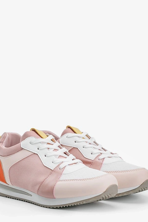 Witte schoenen met gele accenten,...