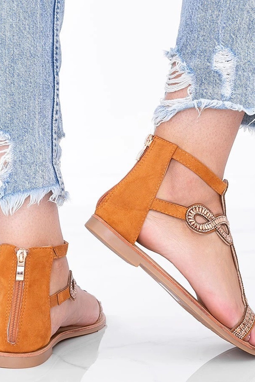 Lichte bruine sandalen versierd met...