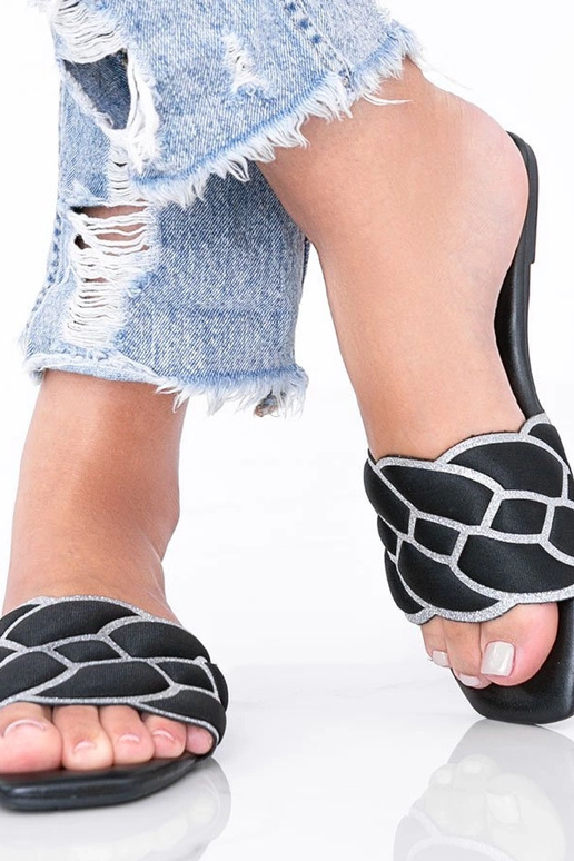 Zwarte sandalen met versierde...