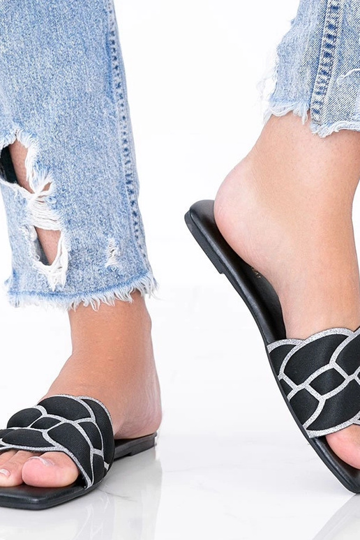 Zwarte sandalen met versierde...