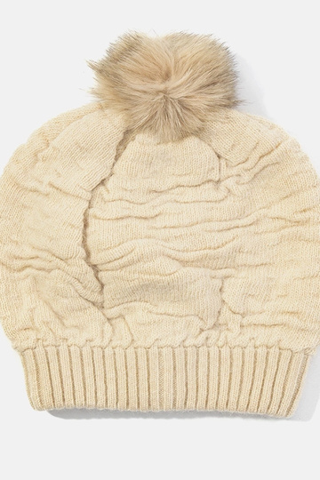 Beige damehat med pompon Isis