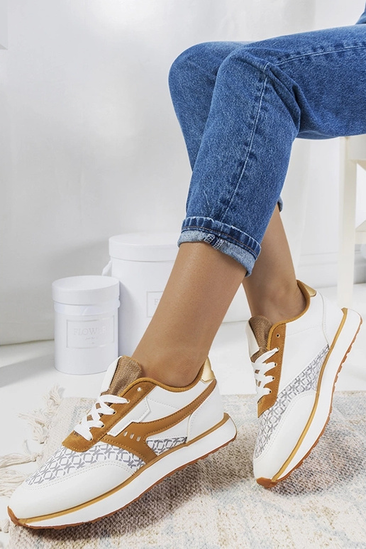 Chiara hvide og brune sneakers til... Chiara hvide og brune sneakers til...
