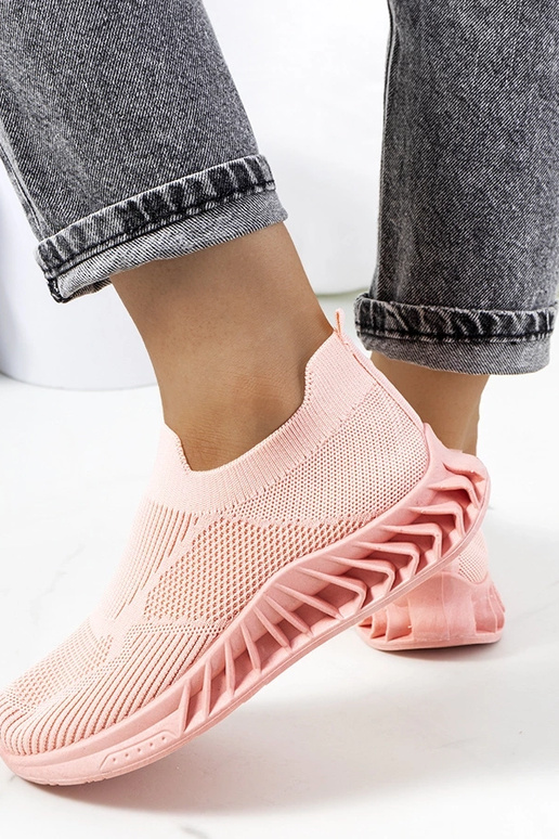 Nedas lyserøde sportssneakers Nedas lyserøde sportssneakers