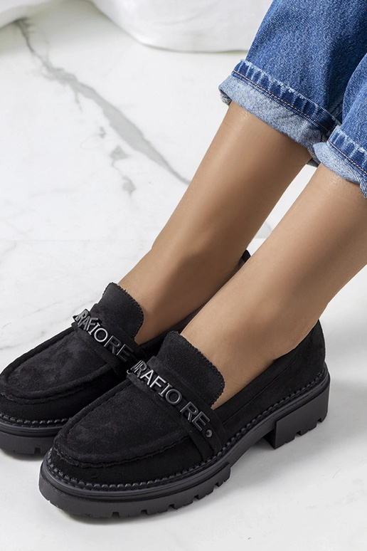 Zwarte mocassins op tractorzool,...