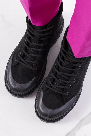 Sorte Avenis sneakers 2