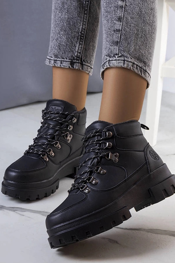Zwarte winter wandelschoenen, „LCJ-22-31-1435L Lee Cooper"