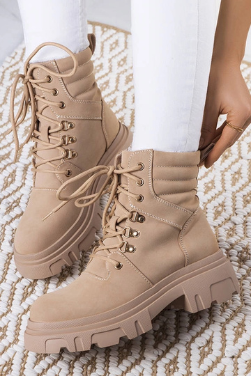 Beige ankelstøvler med... 2