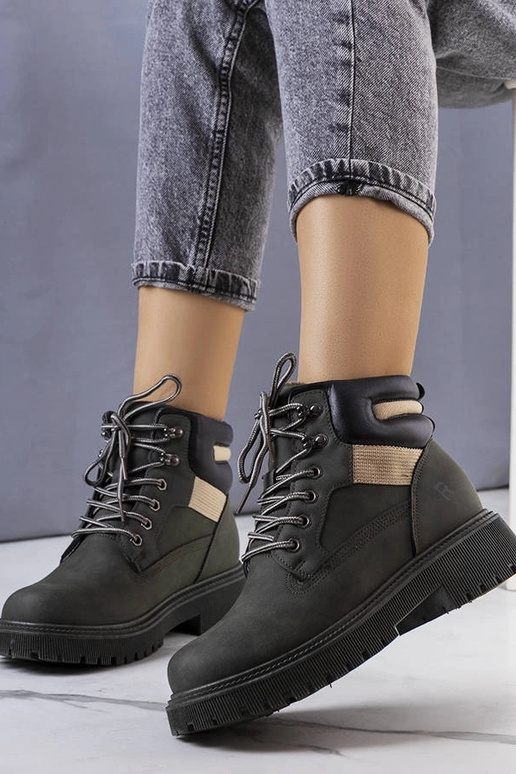 Grønne isolerede Nadel støvler