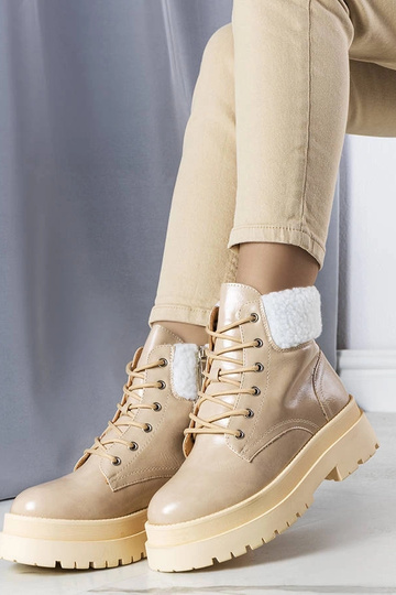 Beige winterlaarzen met bont, „Bryas" 2
