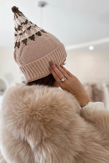 Abner pink hat 2