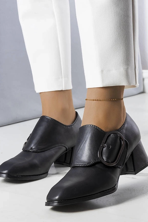 Ailani Black Pumps med hæl Ailani Black Pumps med hæl