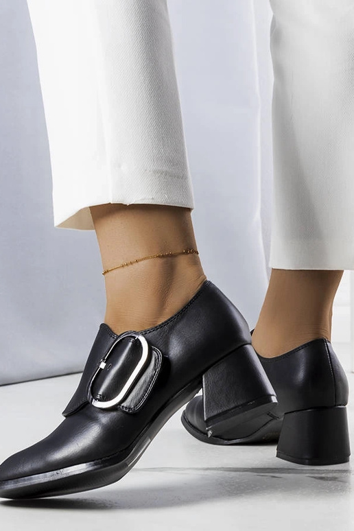 Ailani Black Pumps med hæl Ailani Black Pumps med hæl