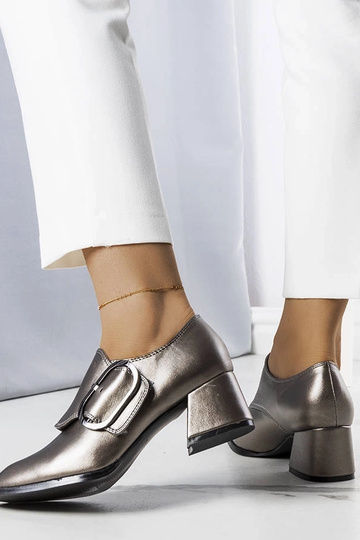 Ailani grå blokhælpumper 2