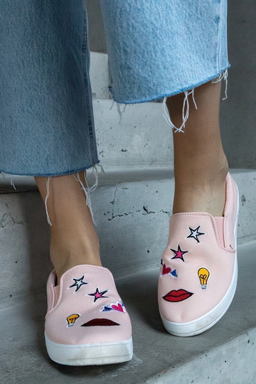 Pink stof sneakers med Anais patches